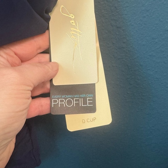 Profile by Gottex Women's Standard Hula Dance D Cup One Piece 6 Navy - Picture 3 of 5